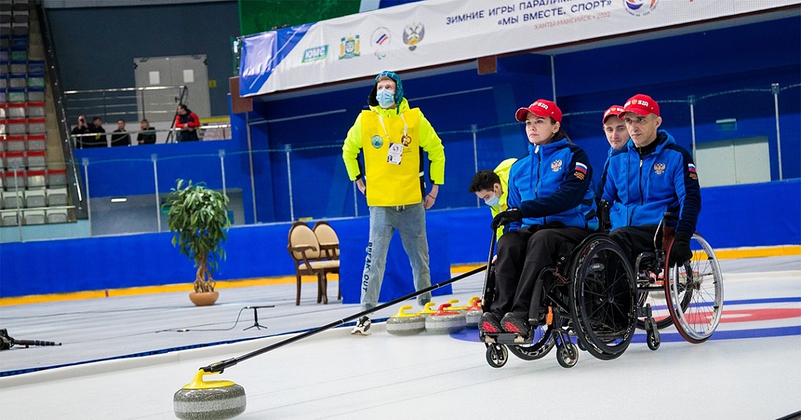 16 смешанных пар в Южно-Сахалинске поведут борьбу за медали соревнований по керлингу на колясках Зимних Игр Паралимпийцев