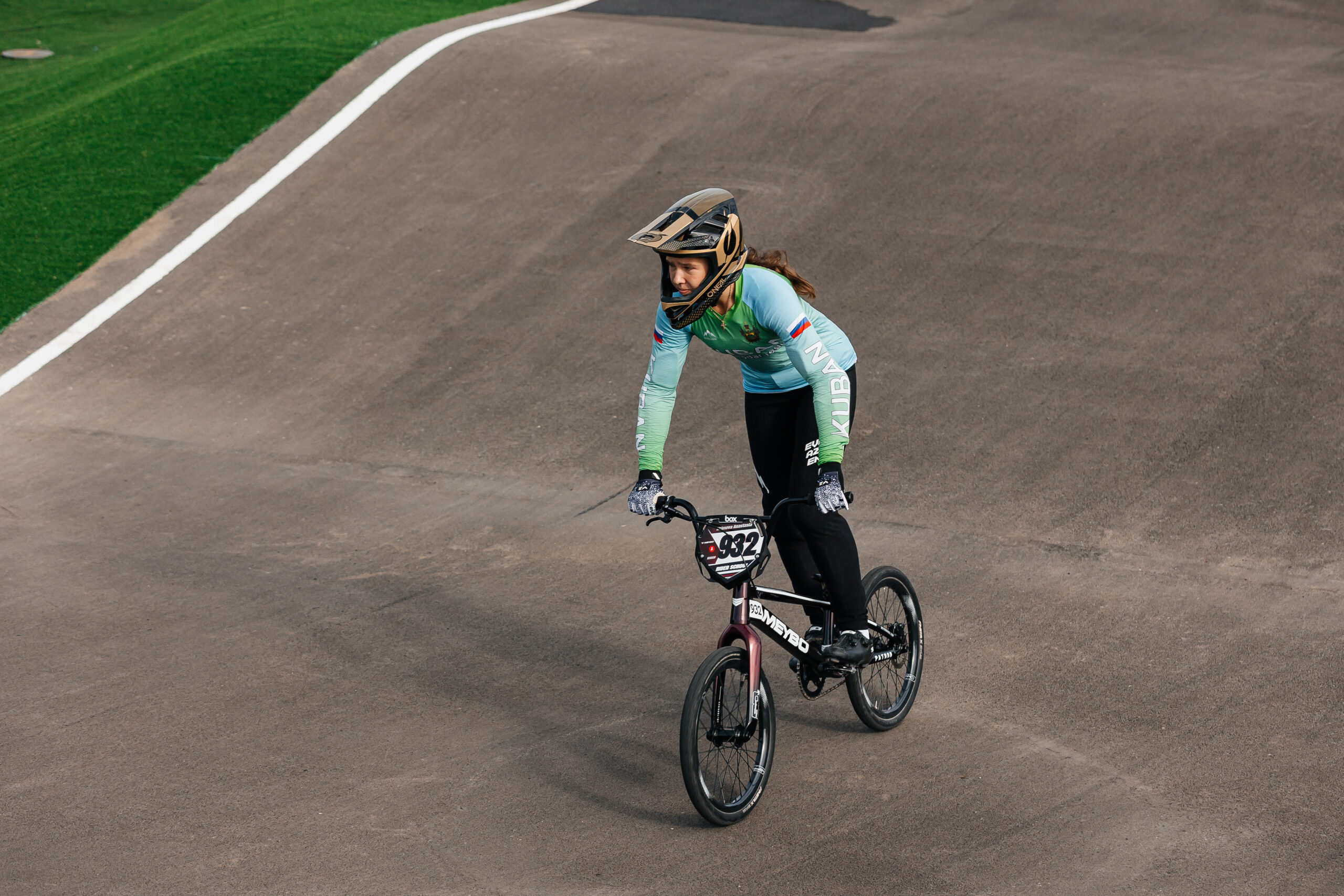 Велосипедный спорт (BMX-гонки)
