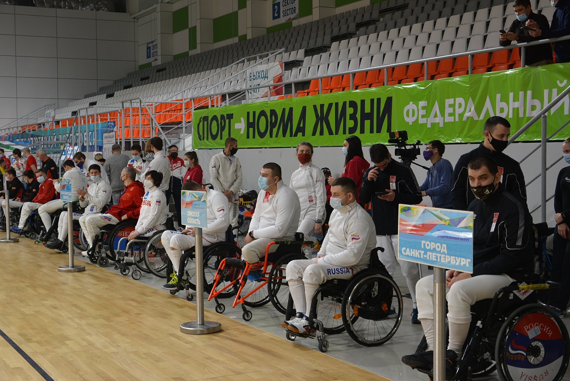 Чемпионат России по фехтованию спорта лиц с ПОДА стартовал в Уфе