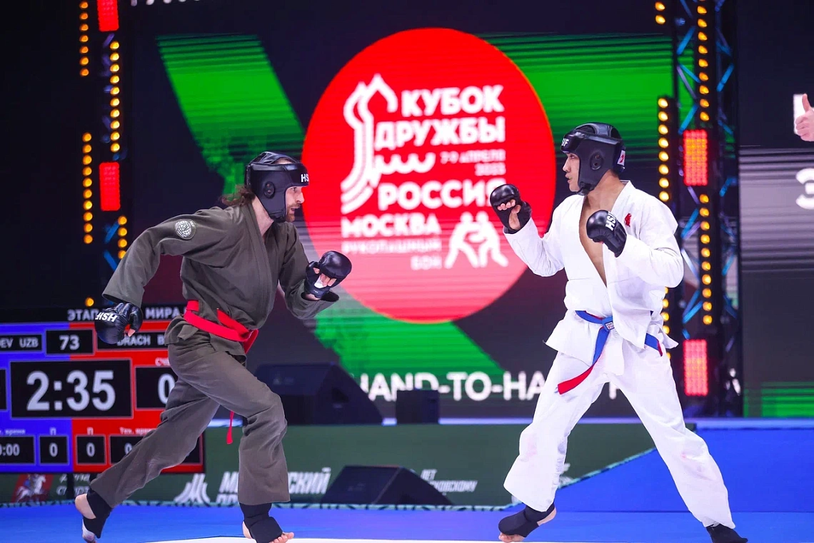 Общий медальный зачет этапа Кубка мира по рукопашному бою выиграла сборная команда России Общий медальный зачет этапа Кубка мира по рукопашному бою выиграла сборная команда России